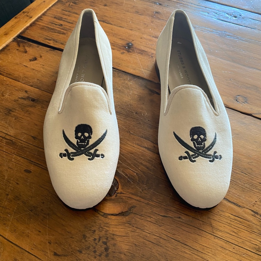 Stubbs and Wootton Palm Beach size 8.5 White and Navy Blue Skeleton Shoes